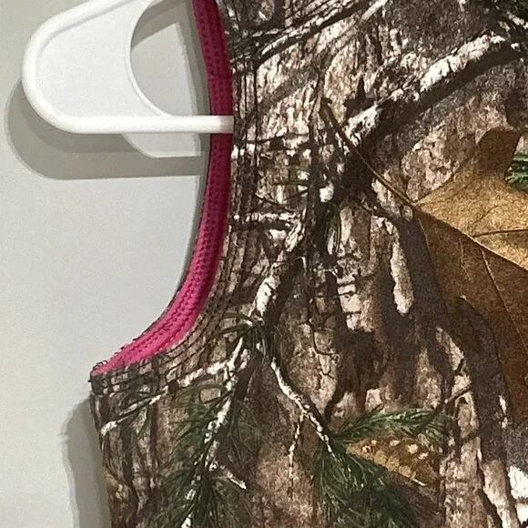 Carhartt Realtree Camo Quilted Vest Pink Girls Size XS 6 PREOWNED - Picture 6 of 10